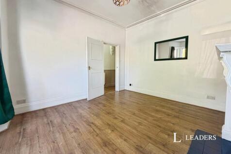Lennox Road, Worthing, BN11 photo 4