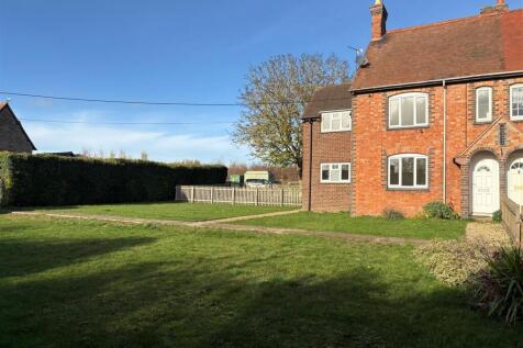 13 Littleworth - Front (1).jpg
