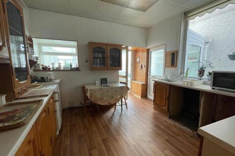 WhatsApp Image 2025-08-26 at 15.04.26_77cddac9.jpg