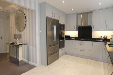 Kitchen to the Landing