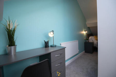 Winchester Avenue, Leicester photo 4