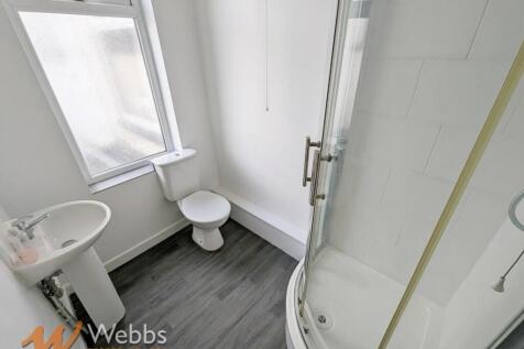 Shower Room 1.jpg