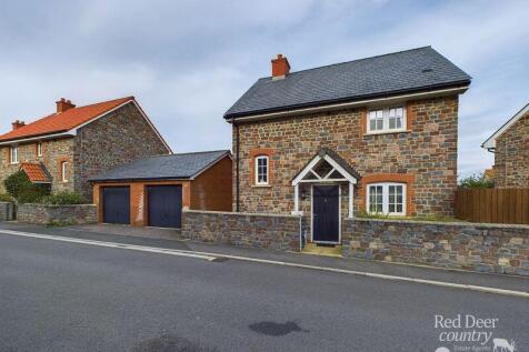 Minehead, TA24 - property photo