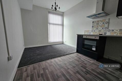 Kitchen/Living Room