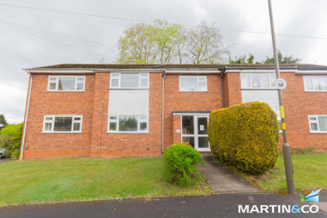 2-bed flat on Churchcroft, Harborne B17, £995/mo