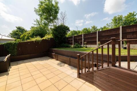 27 Coleridge Close-33.jpg