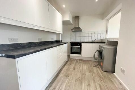Thorley Park Road, Bishop's Stortford, Hertfordshire, CM23 photo 4