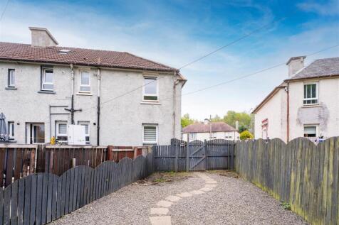 Rear Garden-4.jpg