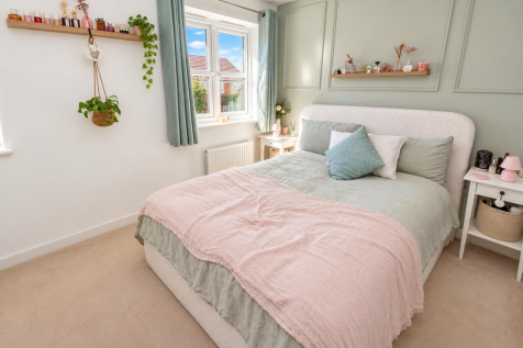 Bedroom 1.png