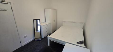 136 Lenton Boulevard // 7 Bed Student House NG7 2BZ photo 5