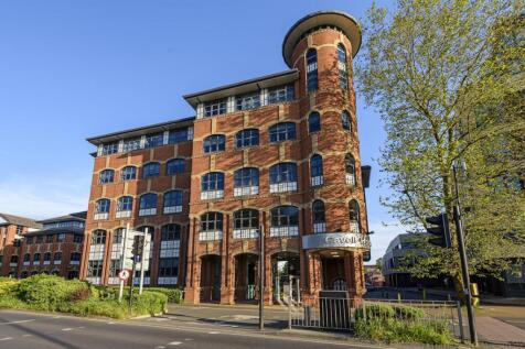 Cavell House 006.jpg