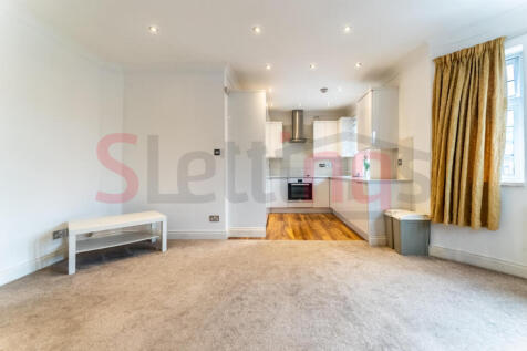 2 bedroom Apartment in Edgware with long lease