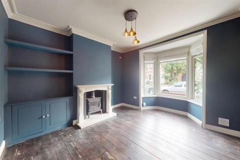 Cleveland Street, 36 Living Room.jpg