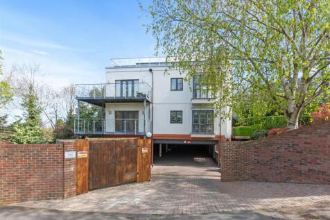 Apartment 4, The Edge 30.jpg