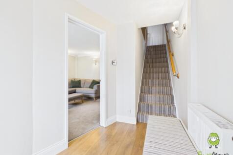 EweMove Estate Agents Basingstoke