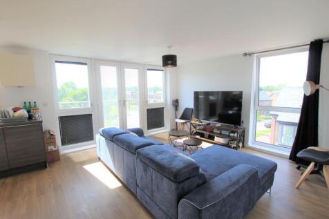 Larson Close, Oakgrove, MK10 photo 4
