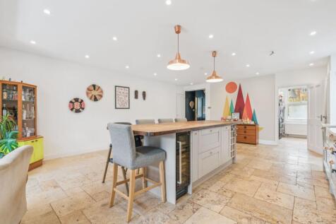 Kitchen_Dining (6)