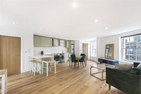 Reception/Kitchen