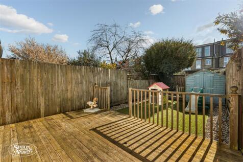 35 Cranmer Avenue-8.jpg