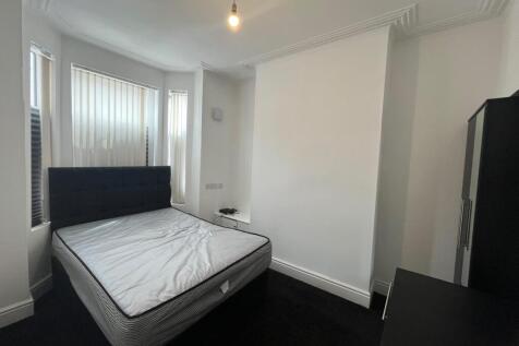 Blandford Road, Salford photo 3