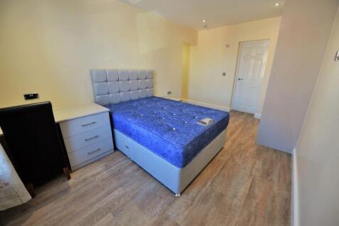 16 Woodsley Road, Flat 1 (HS) photo 4