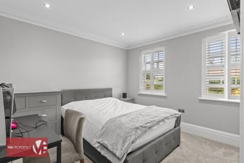 22 Baas Lane Broxbourne via properties estate letting commercial