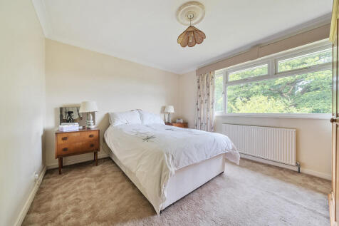 1311606-15-684c46...