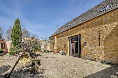Didbrook Fields Farm, Didbrook Fields, Toddington, Cheltenham, Gloucestershire, GL54 5PE photo 4