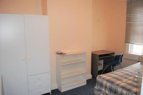***4 BEDROOM STUDENT HOUSE TO LET IN WEST AVENUE BATH*** photo 5