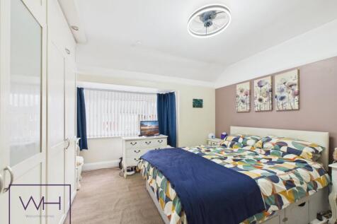 CAM03785G0-PR0322-ST