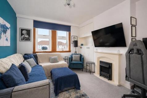 102 Byron Street Dundee-2.jpg