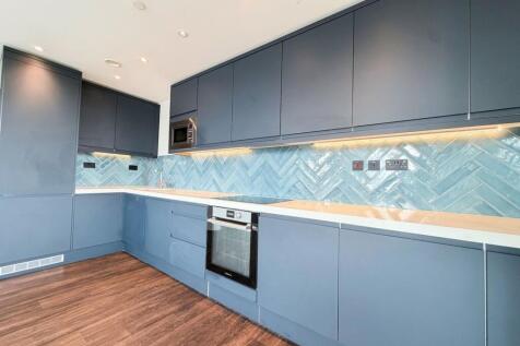 Open planned kitchen and living area