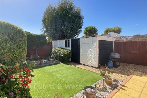 Garden 4*