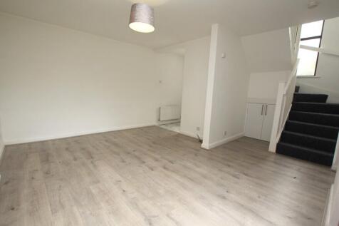 Wroxham Close, Northgate Village, Chester photo 5