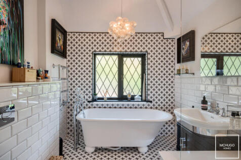 5 bed, 4 bath Detached in Birmingham - Photo 17