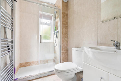 Northdown Close, Ruislip, HA4 photo 5