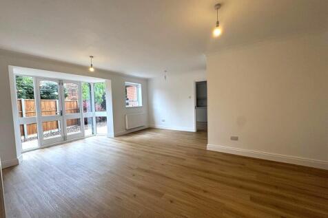 The Gateway, Sicklesmere Road photo 5
