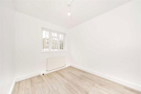 Bewley Court, London photo 4