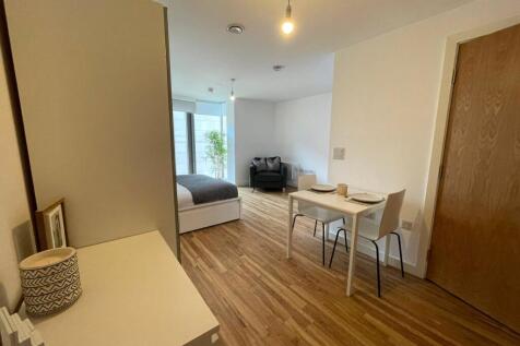 19 Plaza Boulevard, Liverpool, L8 photo 3