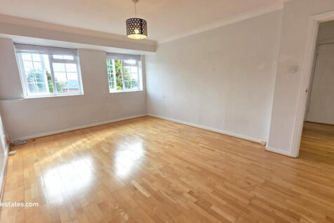 2 bed flat for sale Canford Close, Enfield EN2 8Q