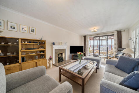 1363059-4-68e3e13...