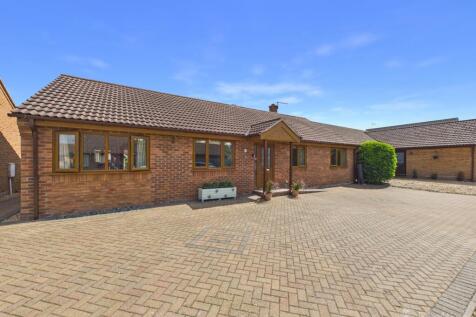 Front- Mark Stephens EweMove Newmarket and Soham 