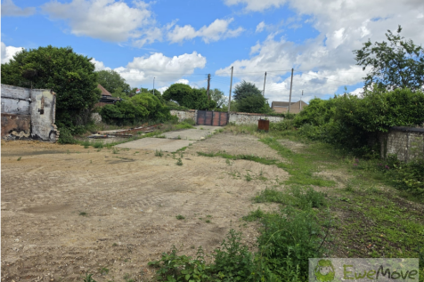 Land 29 High Street 3