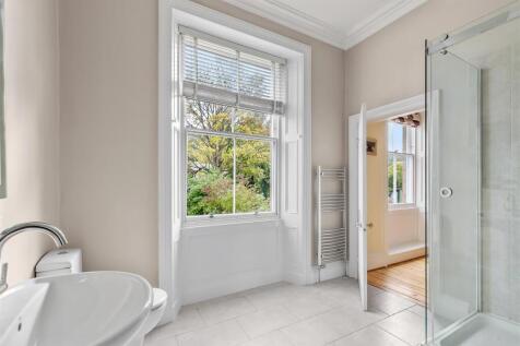 Jack &amp; Jill Shower Room