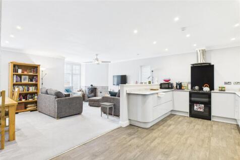 Kitchen/Living Room