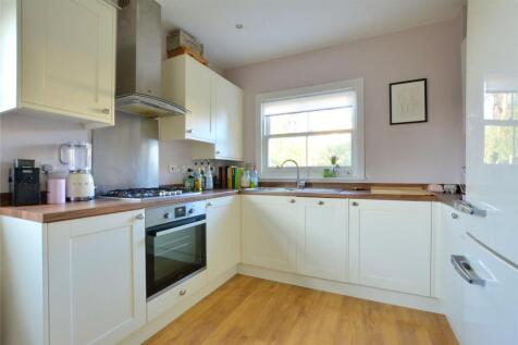 Cedars Close, Belmont Hill, London, SE13 photo 4