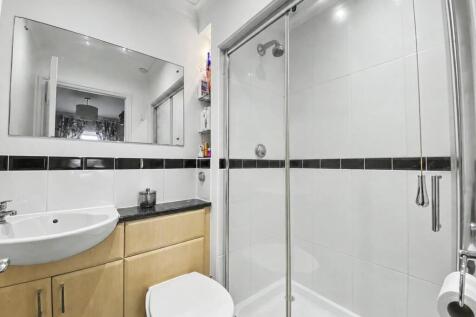 Ensuite.jpg