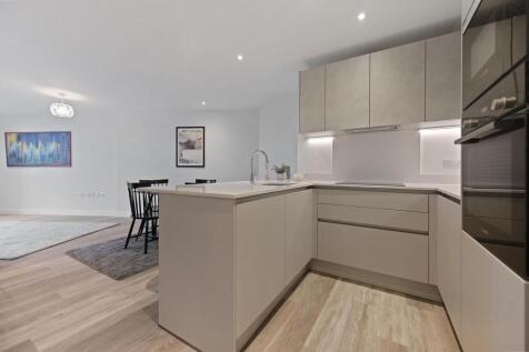 RC- bejoux court- flat 4 - kitchen 3 (1).jpg