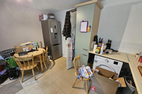 Baker Crescent,  Lincoln, LN6 photo 4