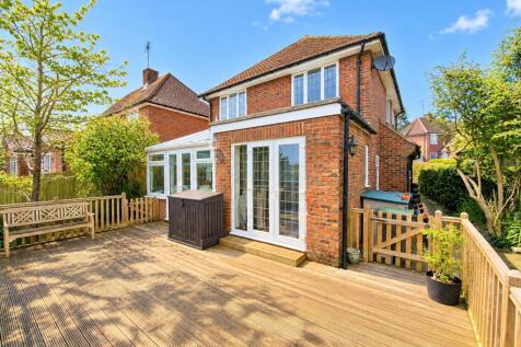 Wickham Close, Haywards Heath, RH16 photo 3